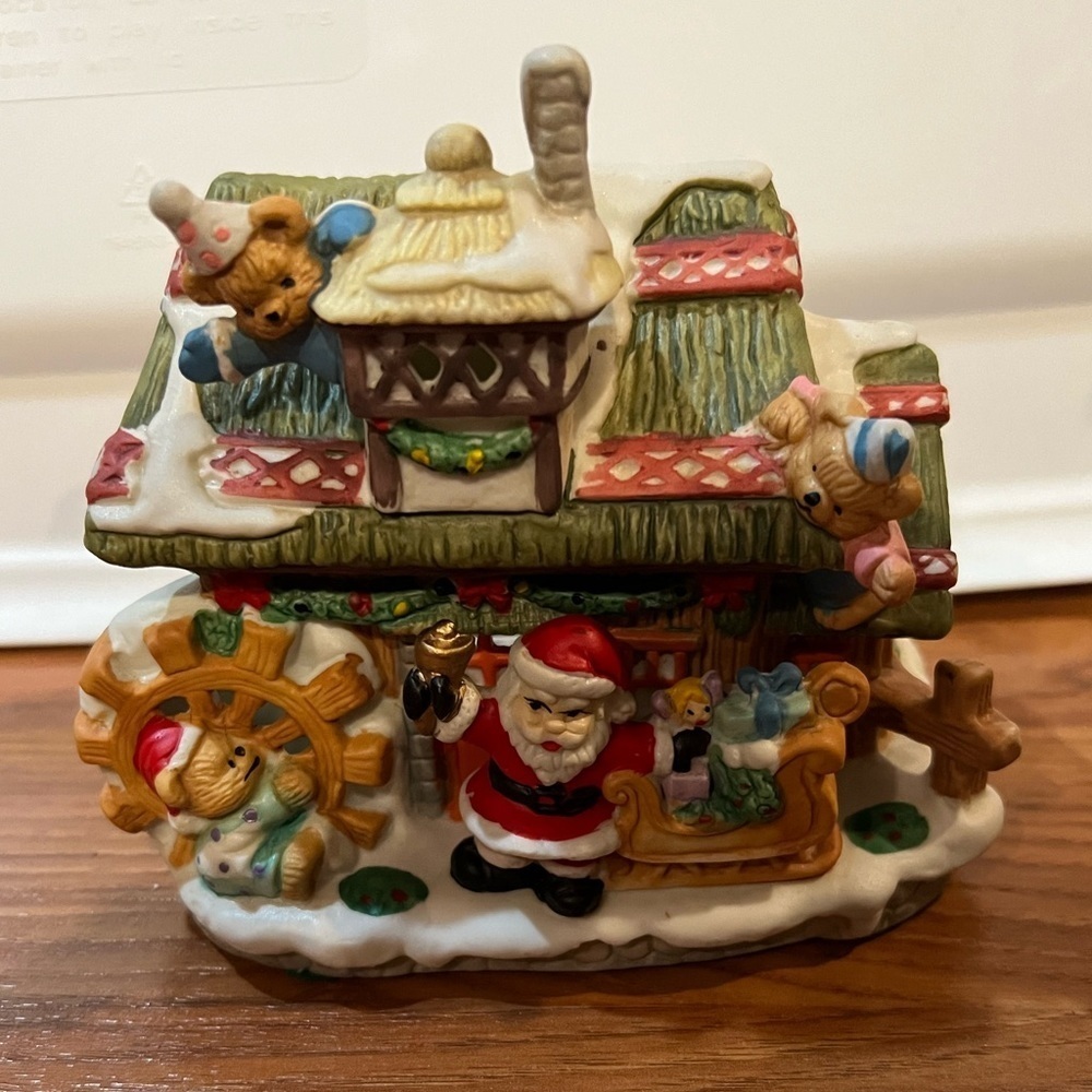 Vintage Christmas Candle Holder - Picture 9 of 14